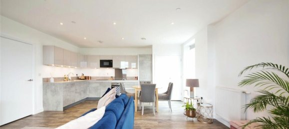 2 Schlafzimmer Wohnung in Enfield, United Kingdom, Nr. 11515 4