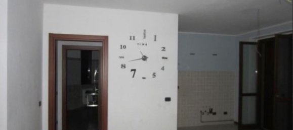 3 rooms Apartment in Mortara, Italy No. 168789 13