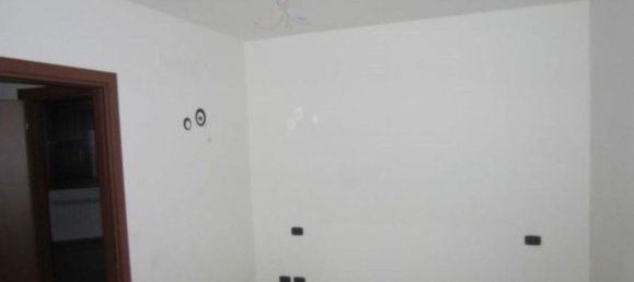 3 rooms Apartment in Mortara, Italy No. 168789 4