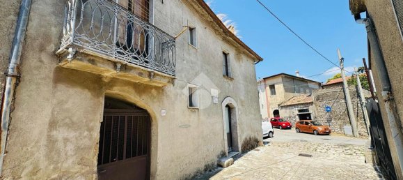 2 bedrooms House in San Martino Valle Caudina, Italy No. 358679 11