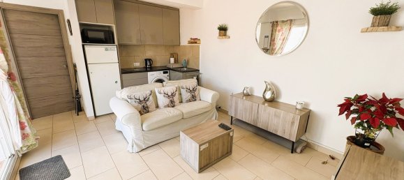 Apartamento de 1 dormitorio en San Luis de Sabinillas, Spain No. 146725 3