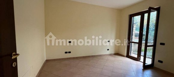 Квартира с 1 спальней в Фьюджи, Италия № 220517 10