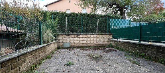 Квартира с 1 спальней в Фьюджи, Италия № 220517 19