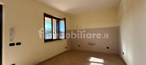 Квартира с 1 спальней в Фьюджи, Италия № 220517 5