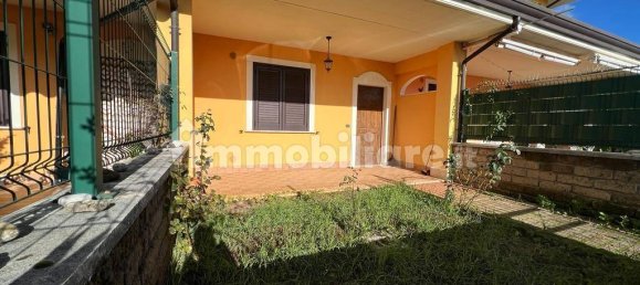 Квартира с 1 спальней в Фьюджи, Италия № 220517 18