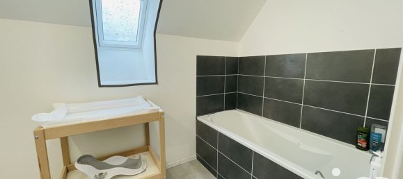 Дом с 3 спальнями в Нёйе-Пон-Пьер, Франция № 224245 10