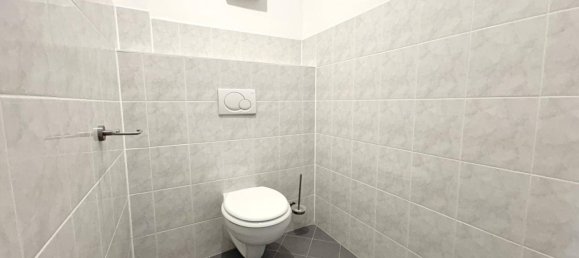 Apartamento de 1 dormitorio en Hernals, Austria No. 188910 2