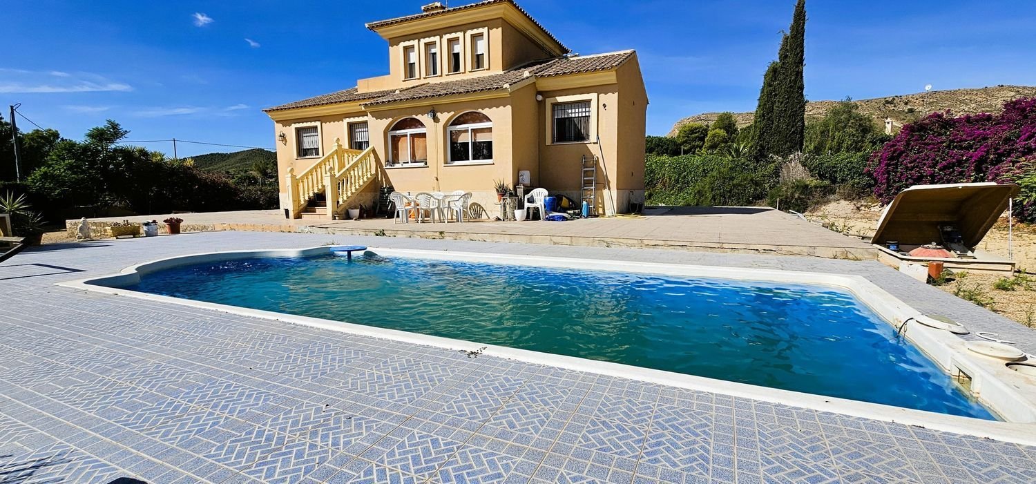 Casa de 4 dormitorios en Totana, Spain No. 216984