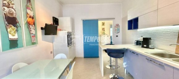 2 bedrooms Apartment in Turin, Italy No. 264112 7