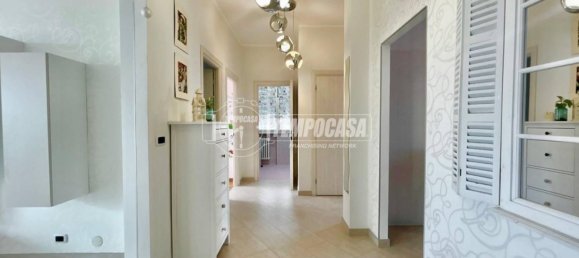 2 bedrooms Apartment in Turin, Italy No. 264112 8