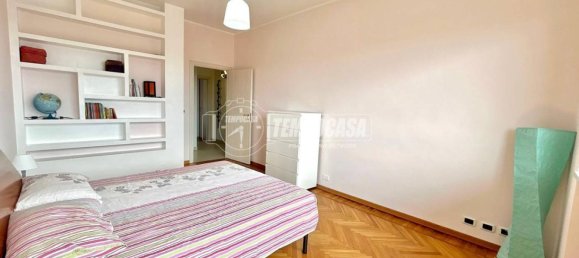 2 bedrooms Apartment in Turin, Italy No. 264112 16