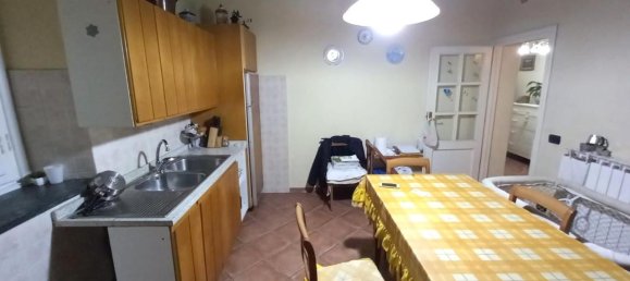 6 rooms House in Lucca, Italy No. 160847 7