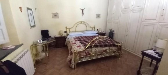 6 rooms House in Lucca, Italy No. 160847 14