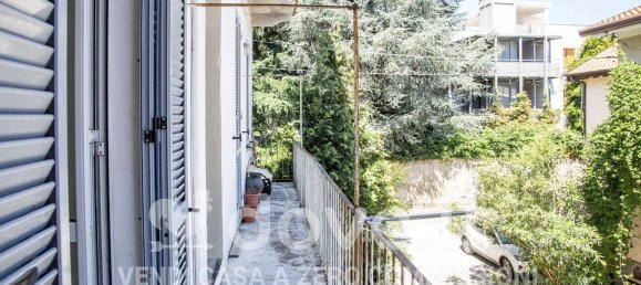 Квартира с 2 комнатами в Бернареджо, Италия № 313864 23