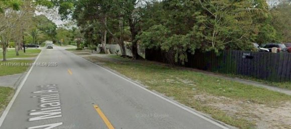 hotel en venta en Miami, Miami-Dade, Florida, USA № 614636 3