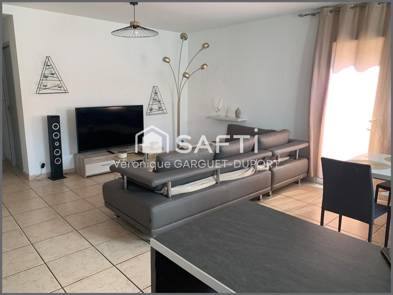 3 bedrooms Building in Narbonne, France No. 205985