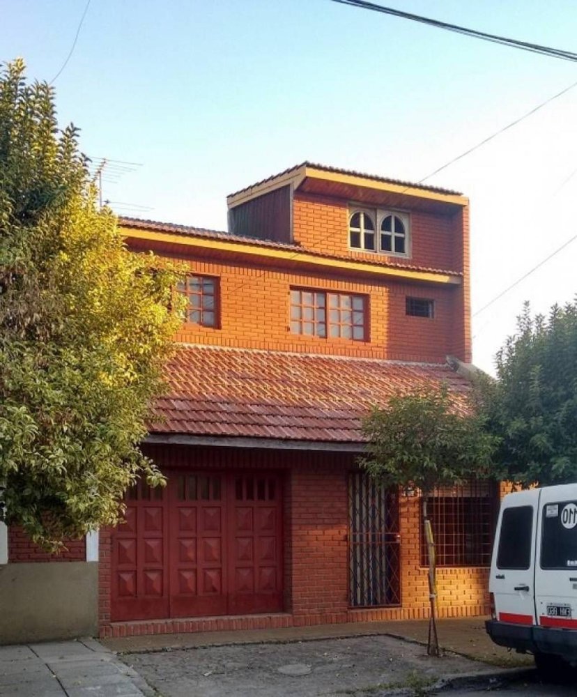 Studio in Bermudez, Argentina No. 12740