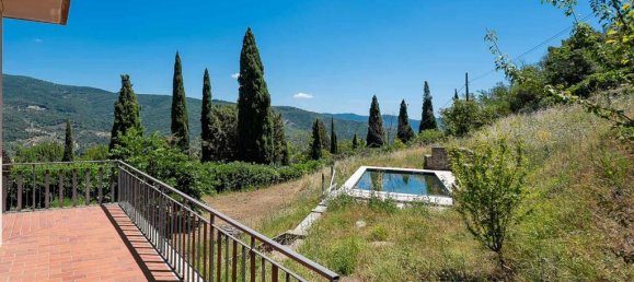 6 غرف نوم فيلا في Cortona, Italy رقم 57243 32