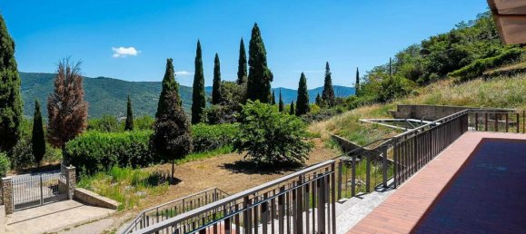 6 غرف نوم فيلا في Cortona, Italy رقم 57243 22