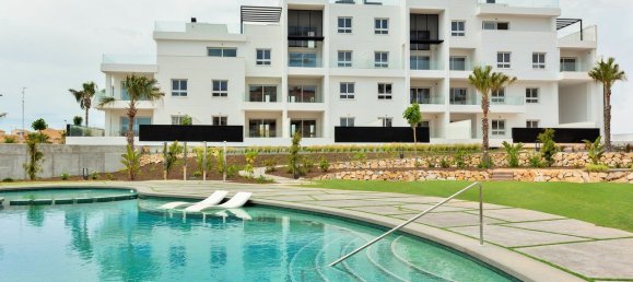 2 bedrooms Apartment in Punta Prima, Spain No. 3689 2