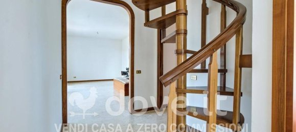 Ático de 3 dormitorios en Alzate Brianza, Italy No. 260668 36