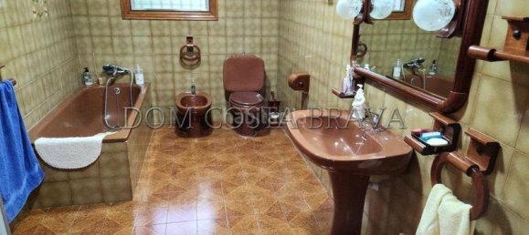 4 غرف نوم منزل في Girona, Spain رقم 136459 40