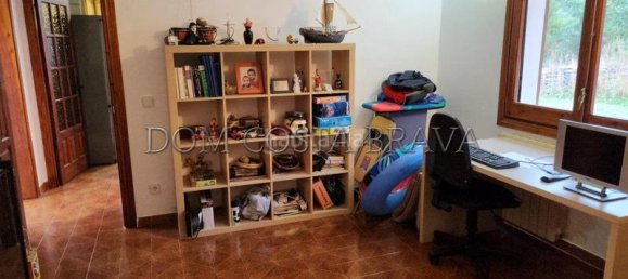 4 غرف نوم منزل في Girona, Spain رقم 136459 30