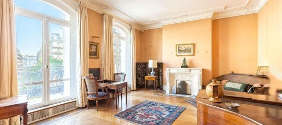 3 bedrooms Apartment in Paris, France No. 347352 2