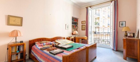 3 bedrooms Apartment in Paris, France No. 347352 11