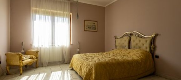 Villa de 3 dormitorios en Simeri Crichi, Italy No. 179805 34