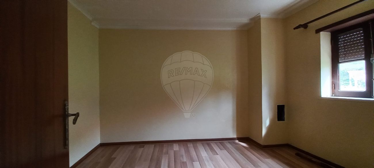 3 bedrooms House in Gouveia, Portugal No. 184398