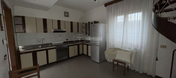 2-salle Duplex à Arluno, Italy No. 65534 3