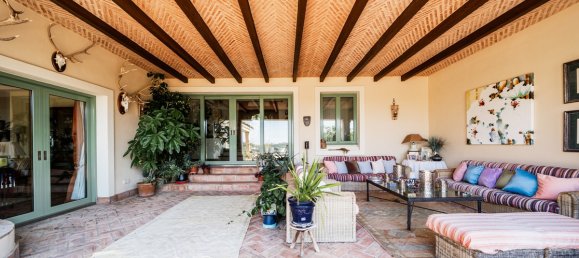 Villa de 9 dormitorios en Cádiz, Spain No. 188454 3