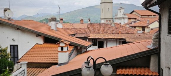 8 rooms Villa in Rancio Valcuvia, Italy No. 251044 15