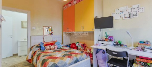 3-salle Appartement à Bologna, Italy No. 40506 25