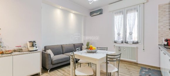 3-salle Appartement à Bologna, Italy No. 40506 8