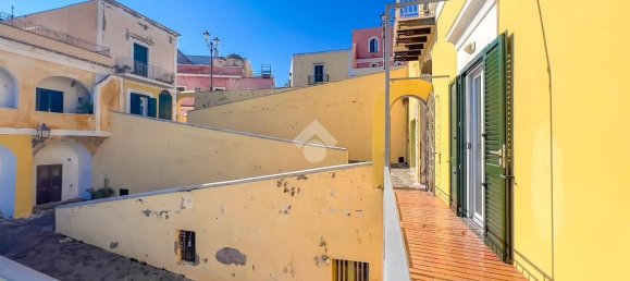 1 bedroom Apartment in Ventotene, Italy No. 297726 6