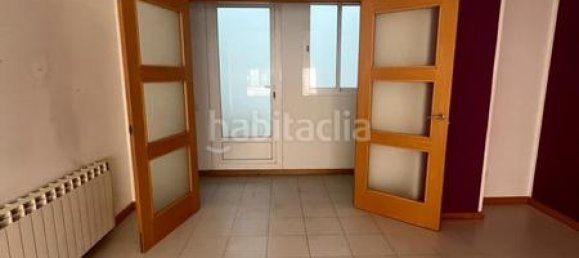 2 bedrooms Apartment in Terrassa, Spain No. 135575 4