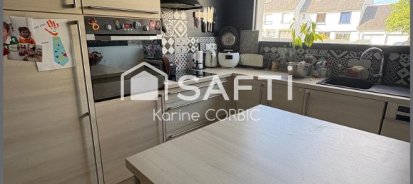 3 Schlafzimmer Haus in Saint-Brieuc, France, Nr. 325929 4