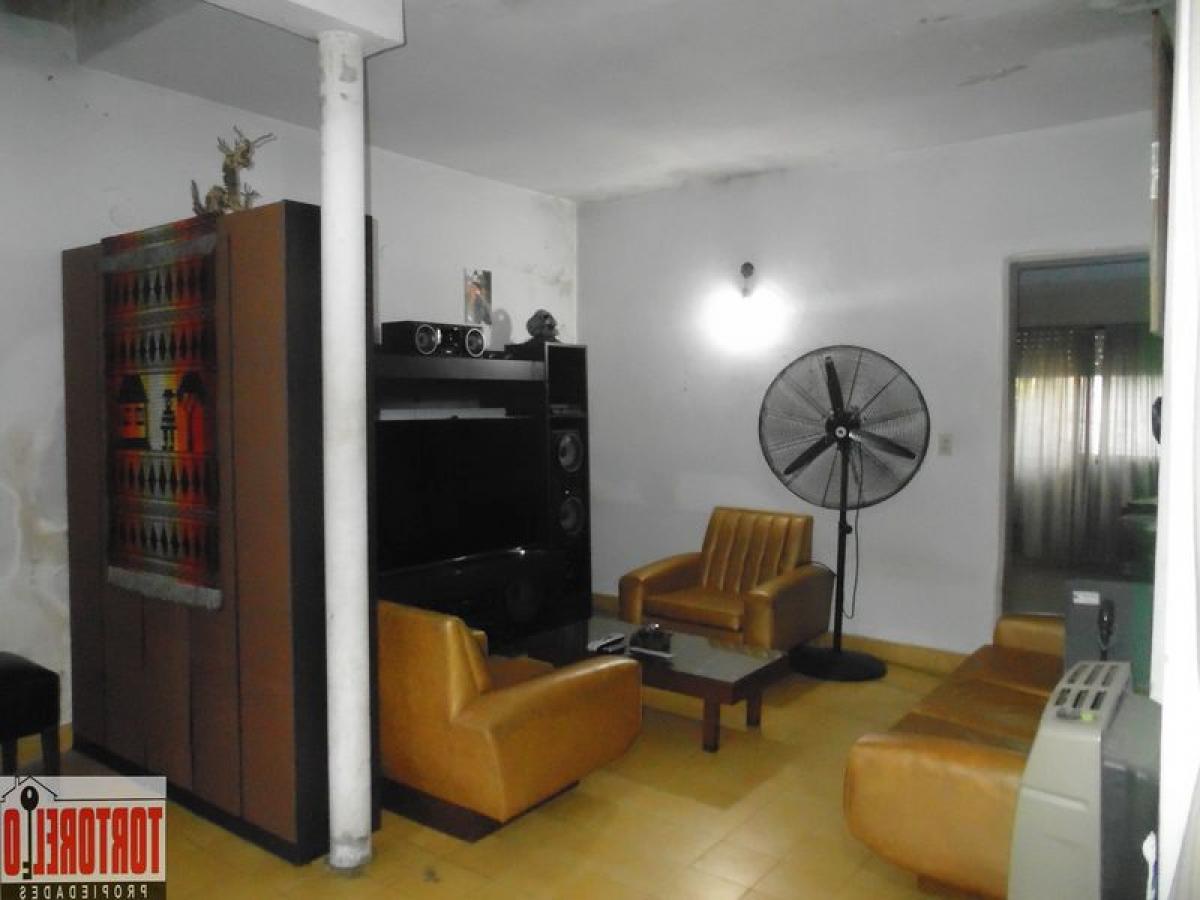 Studio in Ituzaingo, Argentina, Nr. 100574