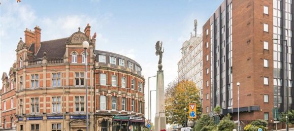 2 bedrooms Penthouse in New Barnet, United Kingdom No. 6506 6