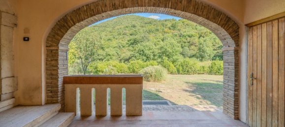 4 bedrooms House in Spoleto, Italy No. 324426 7