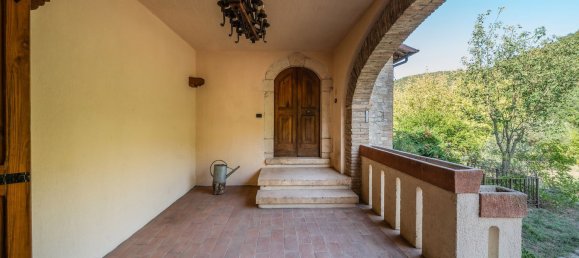 4 bedrooms House in Spoleto, Italy No. 324426 6