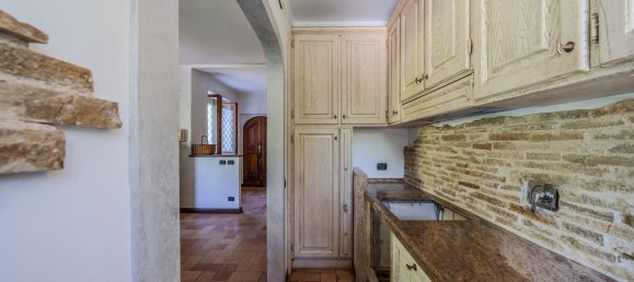 4 bedrooms House in Spoleto, Italy No. 324426 13