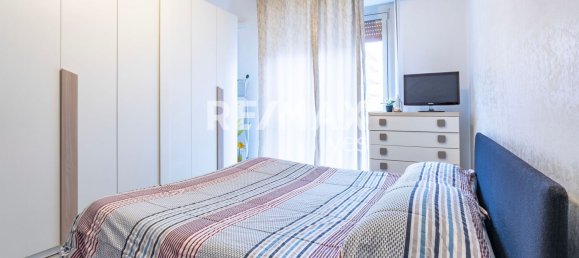 3-salle Appartement à Busto Arsizio, Italy No. 157257 31