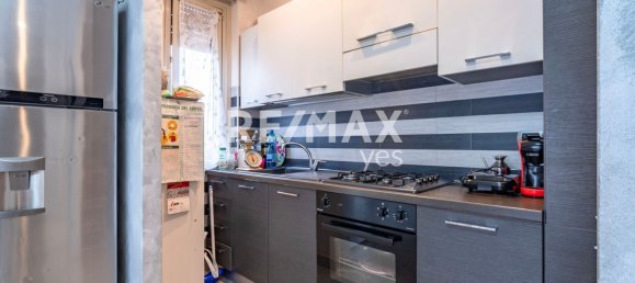 3-salle Appartement à Busto Arsizio, Italy No. 157257 22