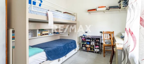 3-salle Appartement à Busto Arsizio, Italy No. 157257 33