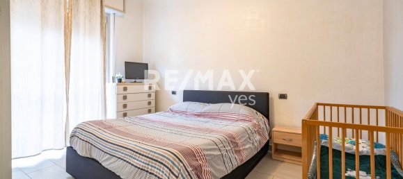 3-salle Appartement à Busto Arsizio, Italy No. 157257 29