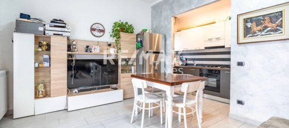 3-salle Appartement à Busto Arsizio, Italy No. 157257 20