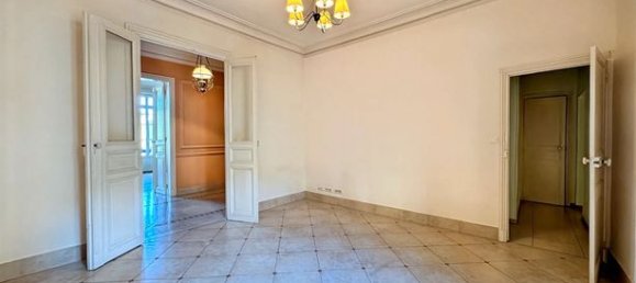 5 bedrooms Apartment in Avignon, France No. 307729 16